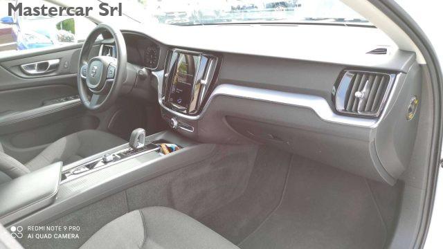 VOLVO V60 V60 II 2019 2.0 b4 Momentum Business Pro auto - GG