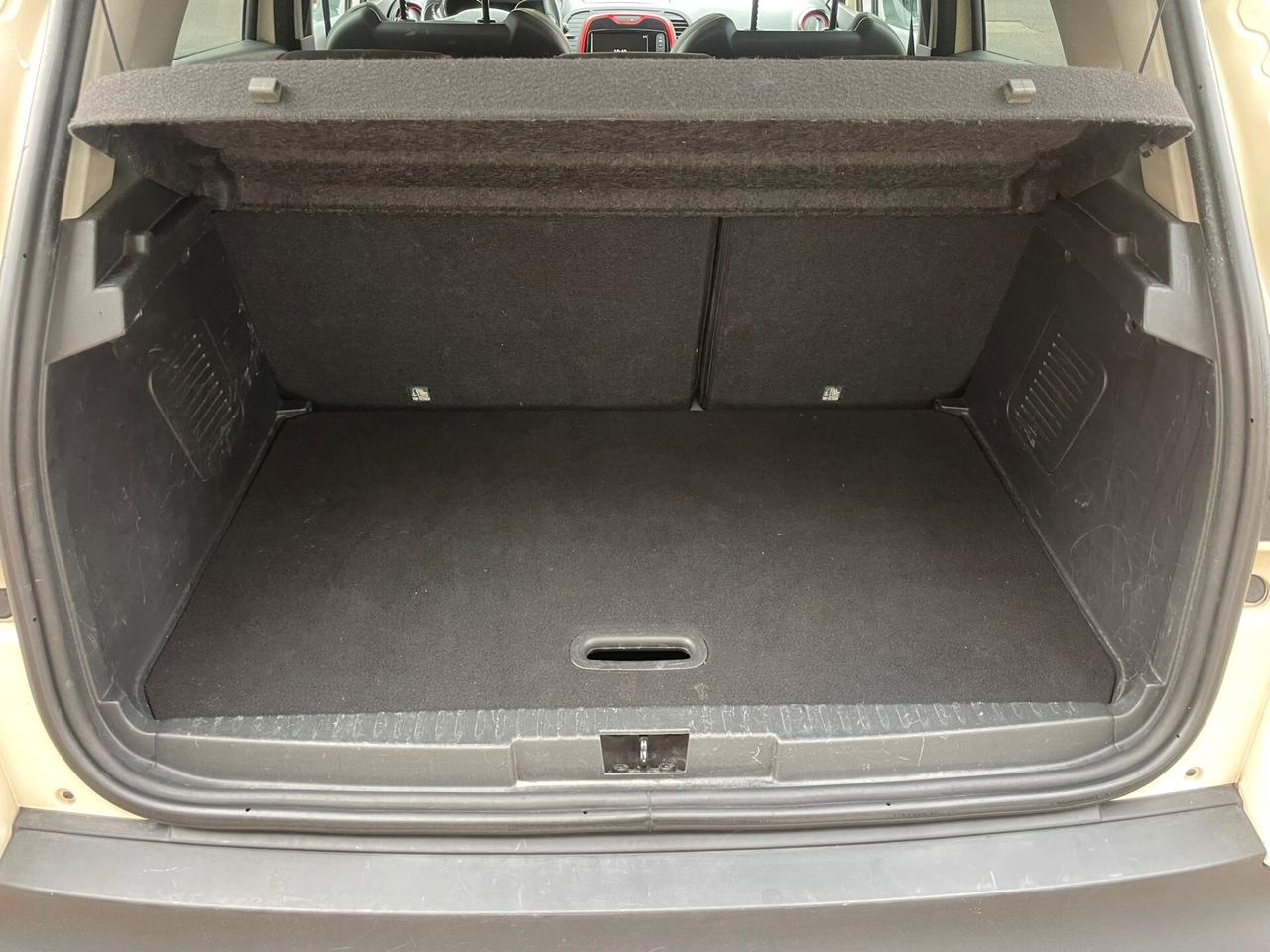 Renault Captur 1.5 dCi 8V 90 CV Project Runway ok neopatentati