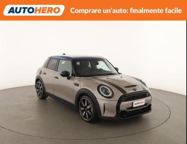 MINI Cooper 2.0 Cooper S Essential 5 porte