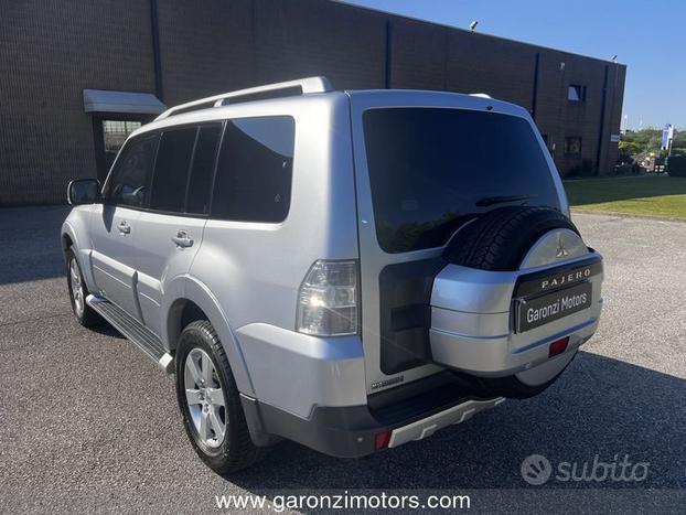 Mitsubishi Pajero 3.2 DI-D 16V 5p. Intense