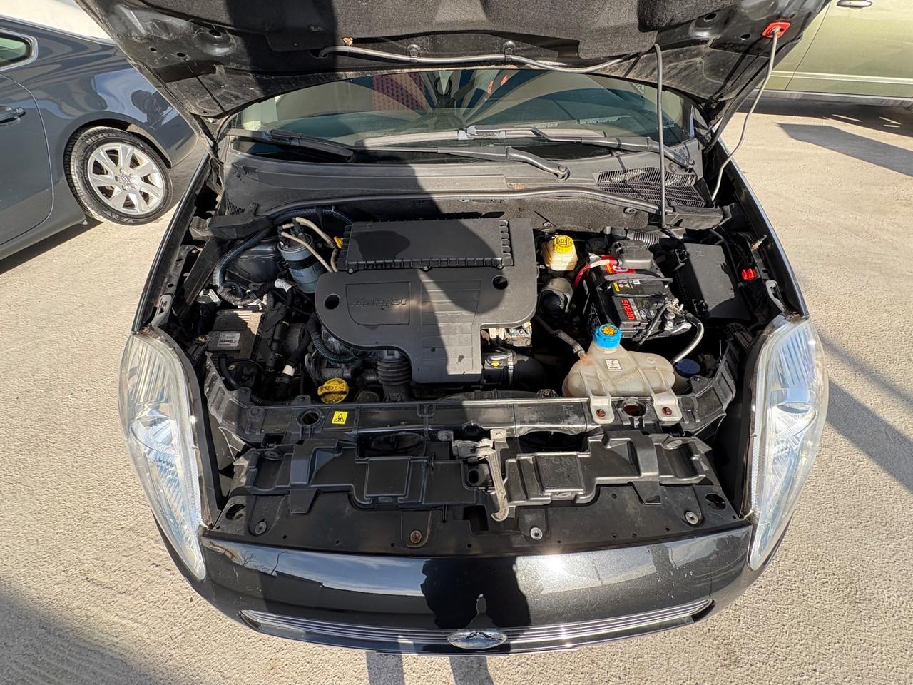 Fiat Grande Punto 1.3 MJT 75 CV 5 porte Active