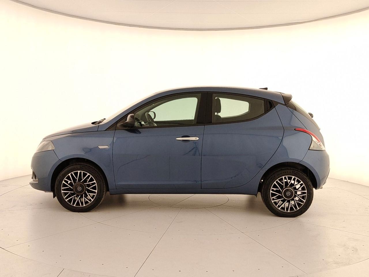 Lancia Ypsilon 1.0 FireFly 5 porte S&S Hybrid Platino