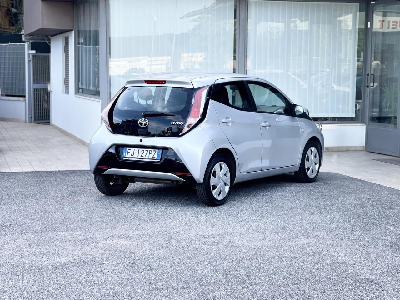 Toyota Aygo 1.0 Benzina 69CV E6 Neo - 2017