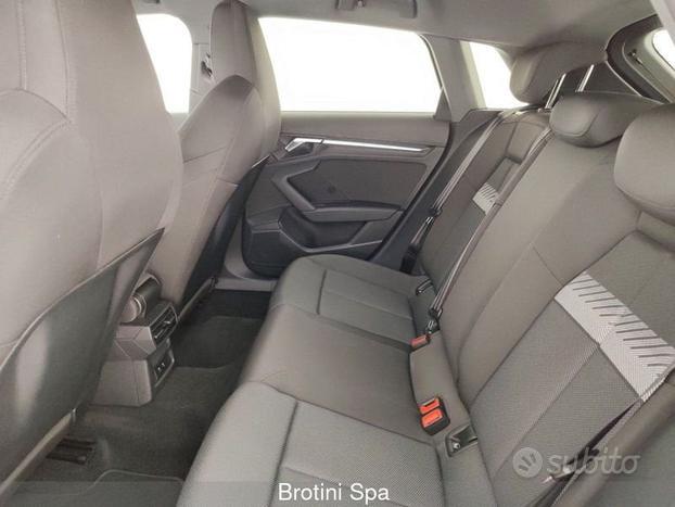 Audi A3 SPB 35 TFSI S-Tronic Business Advanced