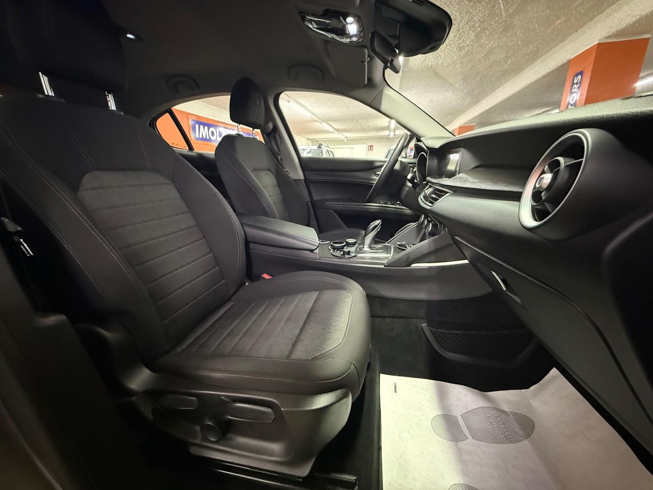 Alfa Romeo Stelvio 2.2 Turbodiesel 160 CV AT8 RWD Business