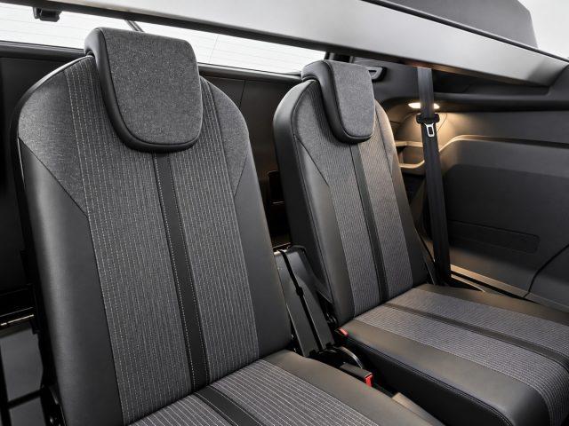 PEUGEOT 5008 BlueHDi 130 S&S EAT8 GT 7 posti !!!!!