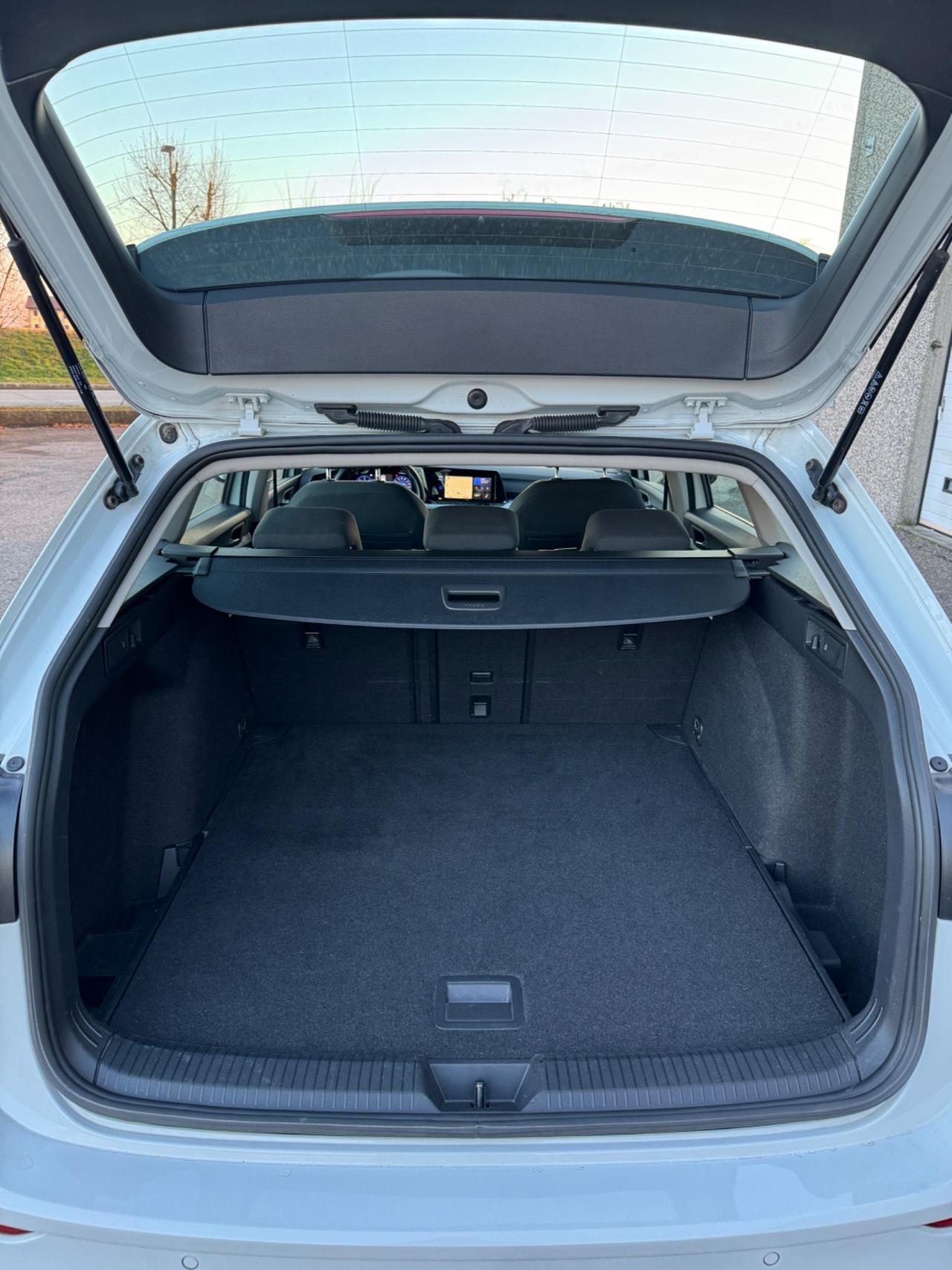 Volkswagen Golf Variant 2.0 TDI 150 CV DSG SCR Style