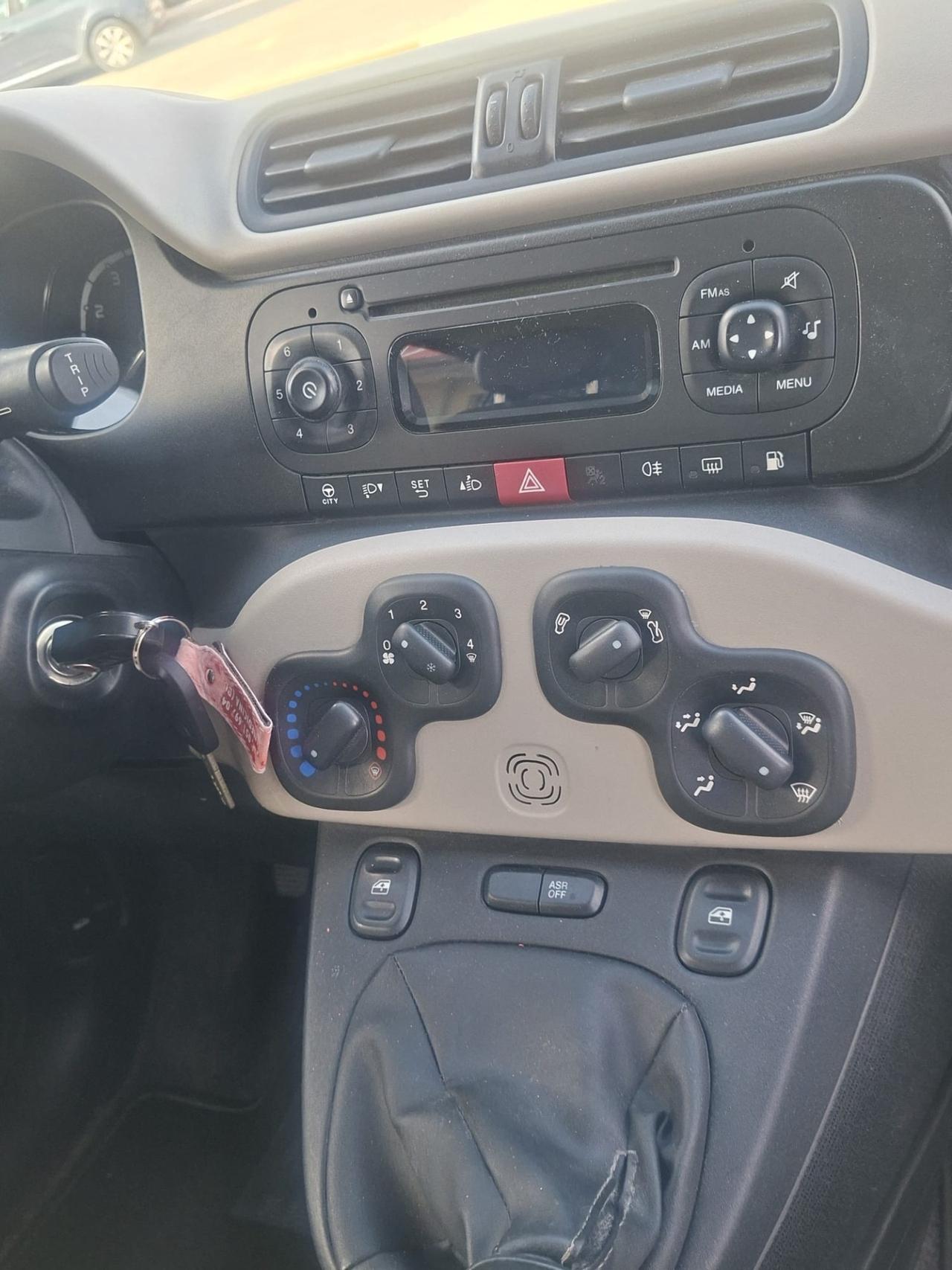 Fiat Panda 0.9 TwinAir Turbo Natural Power Lounge garantita 12 mesi