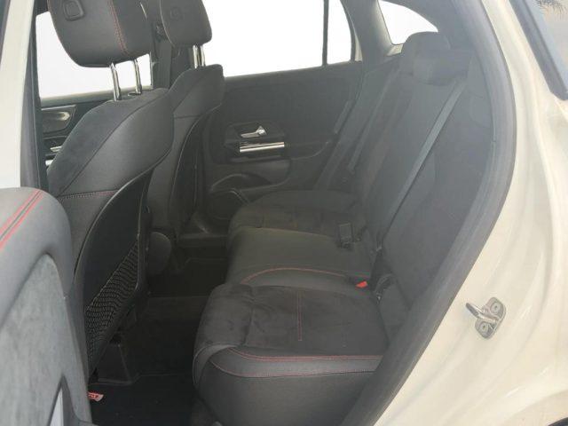 MERCEDES-BENZ GLA 200 Automatic AMG Line Premium