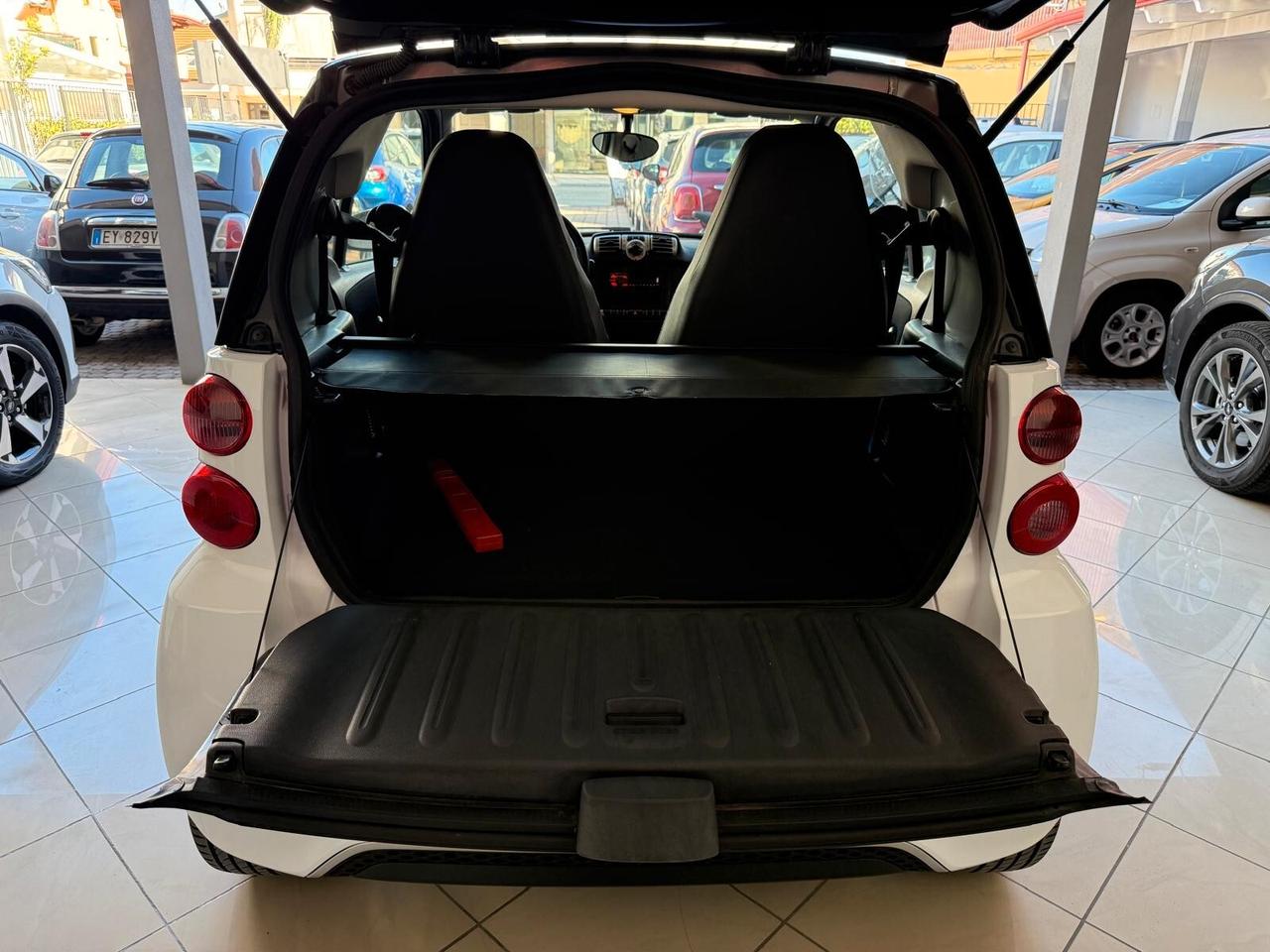 SMART FORTWO 0.8 DIESEL 121.000 KM 2013