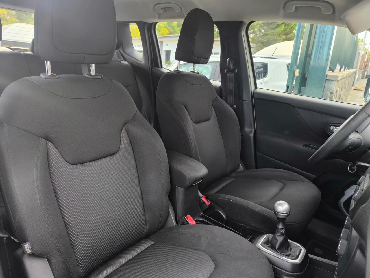 Jeep Renegade 1.6 E-TorQ EVO Sport