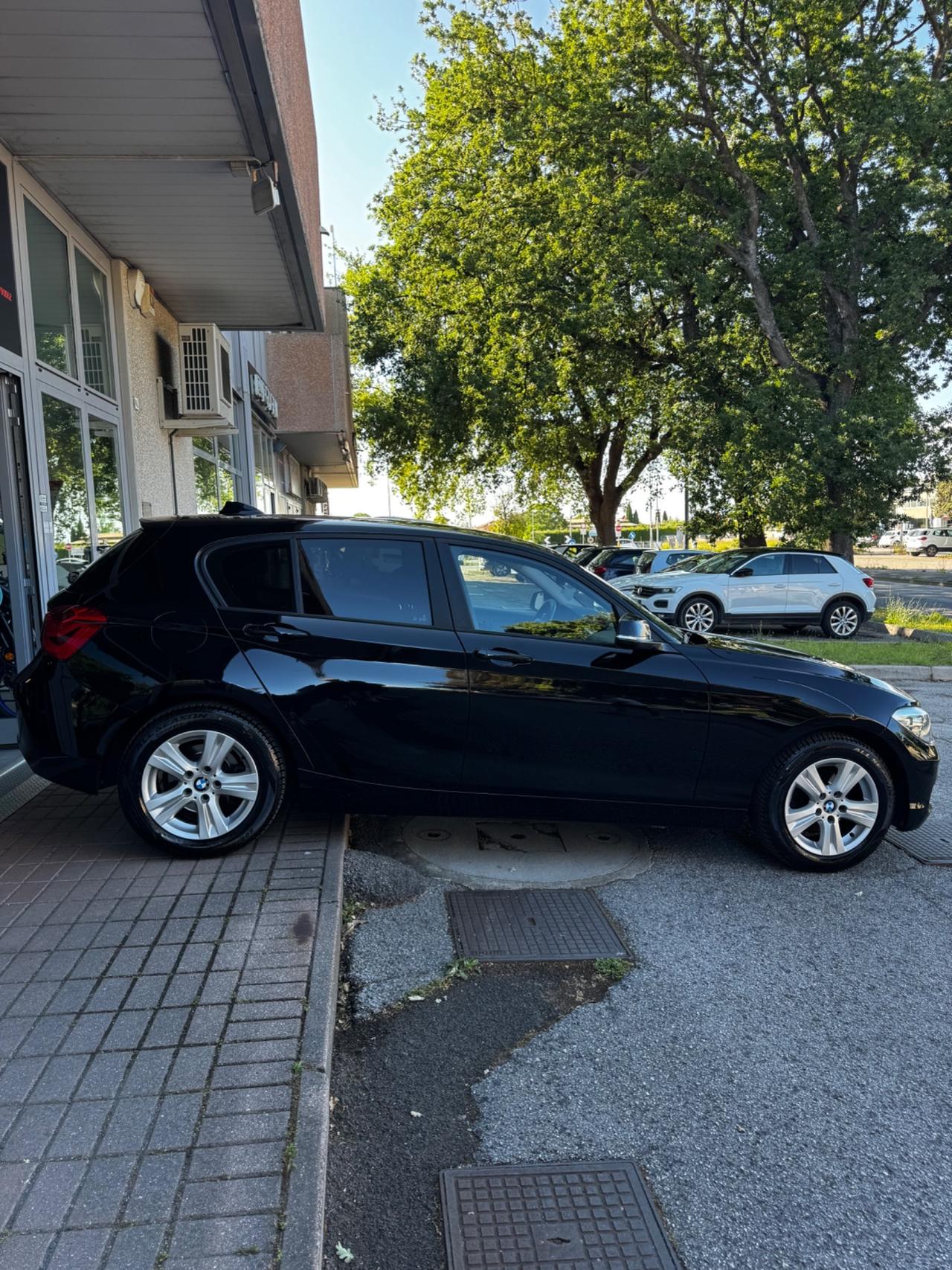 Bmw 116 116d 5p. Sport