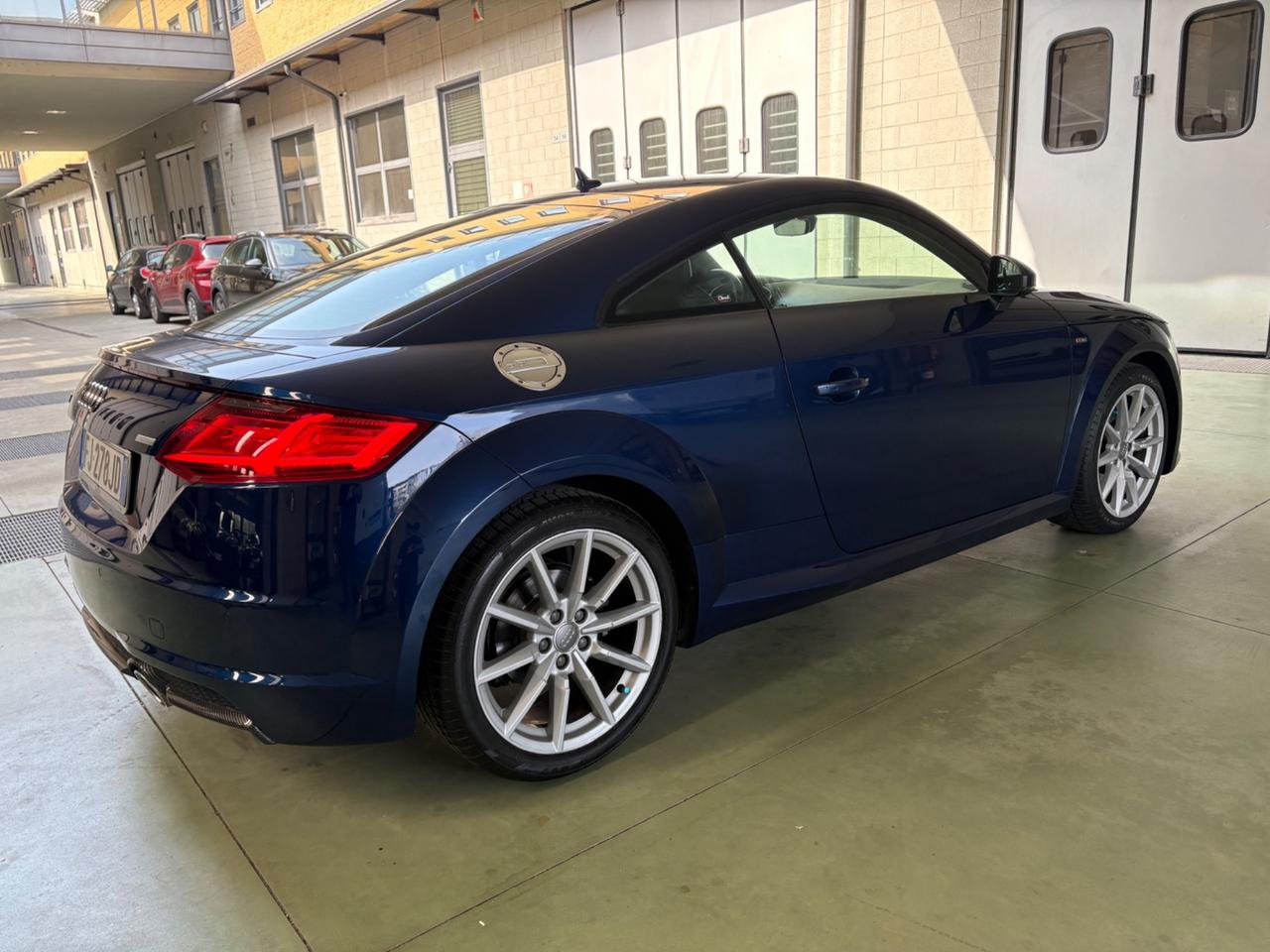 Audi TT Coupé 2.0 TDI ultra S line