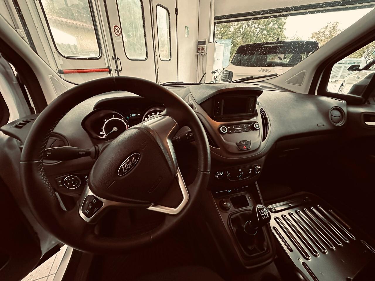 Ford Transit Courier 1.5 TDCi 75CV Van Trend