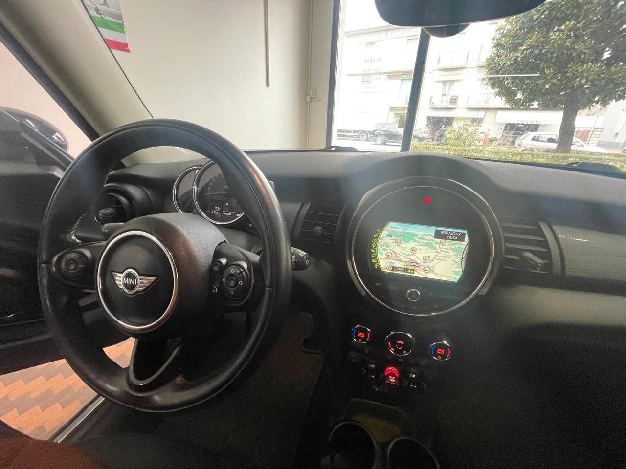 Mini 1.5 One D Business