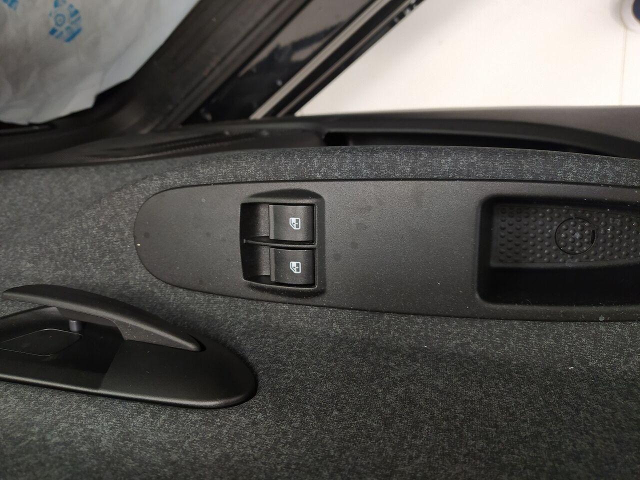 LANCIA Ypsilon III 2021 - Ypsilon 1.0 firefly hybrid Silver s&s 70cv