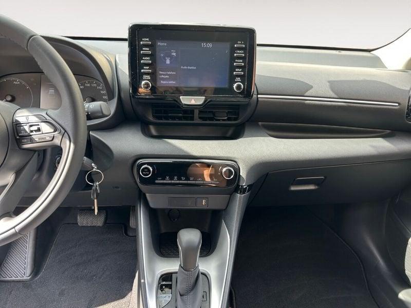 Toyota Yaris 4ª serie 1.5 Hybrid 5 porte Active