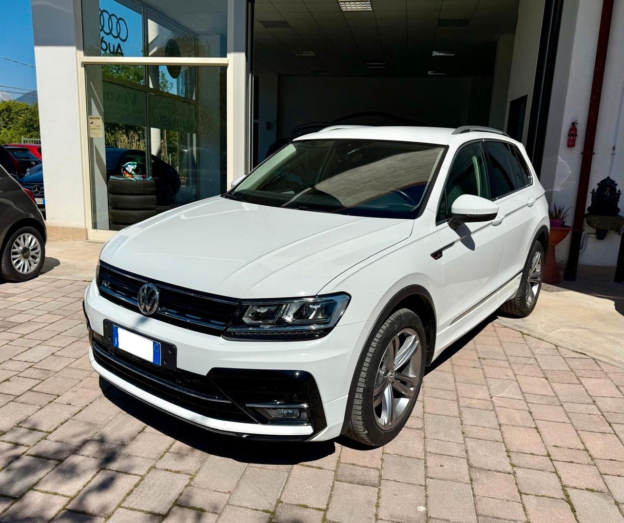 Volkswagen Tiguan 2.0 TDI 150 CV SCR DSG 4MOTION R-Line