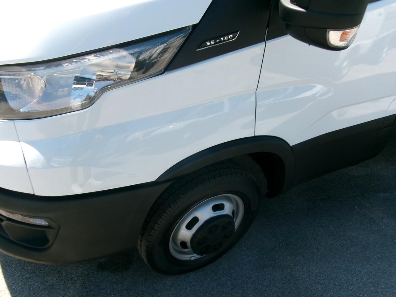 Iveco Daily 35C14 2.3 140CV E6D BOX+PEDANA PASSO 3450 7 PEDANE