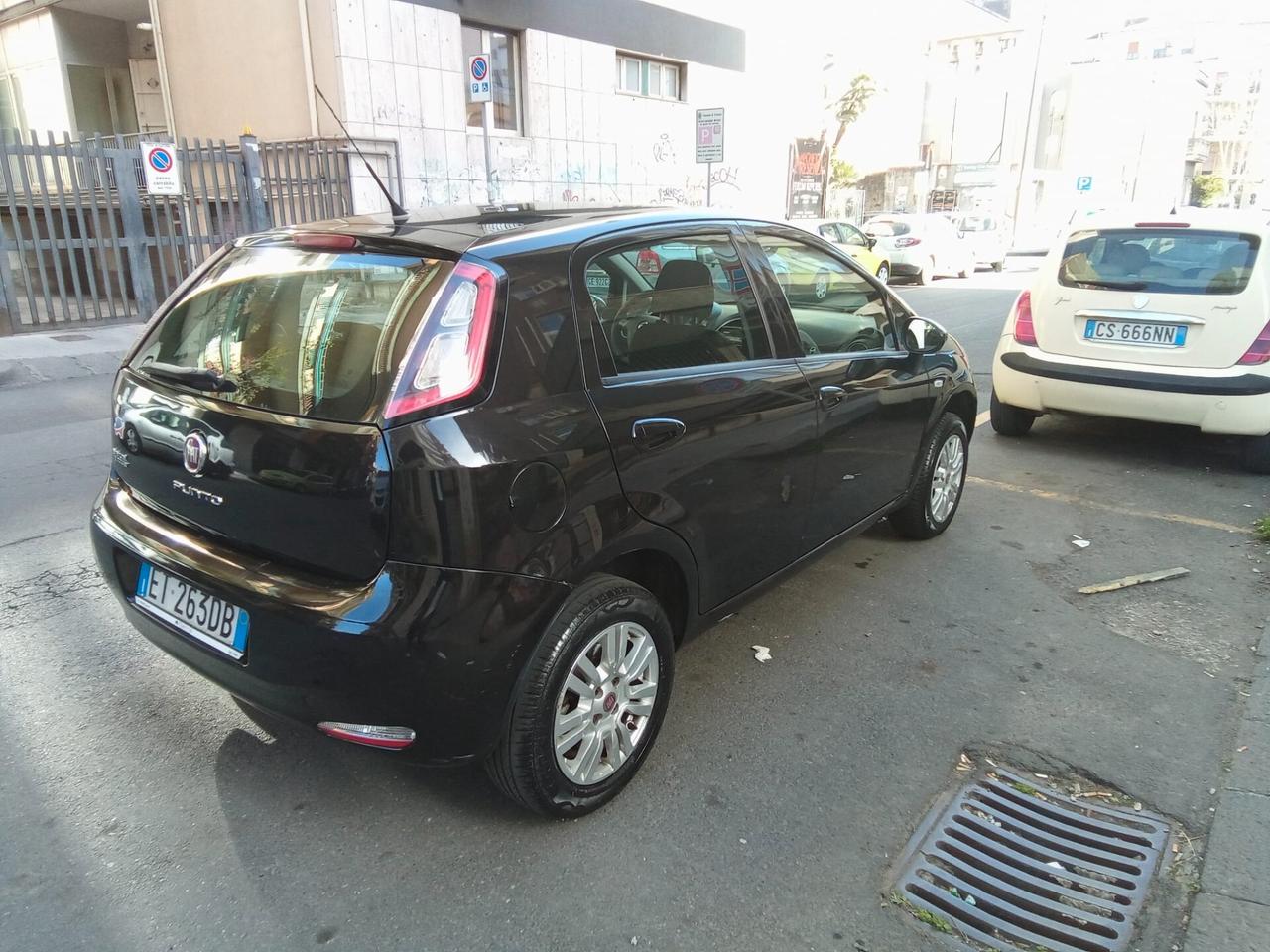 Fiat Punto 1.4 8V 5 porte Natural Power Lounge