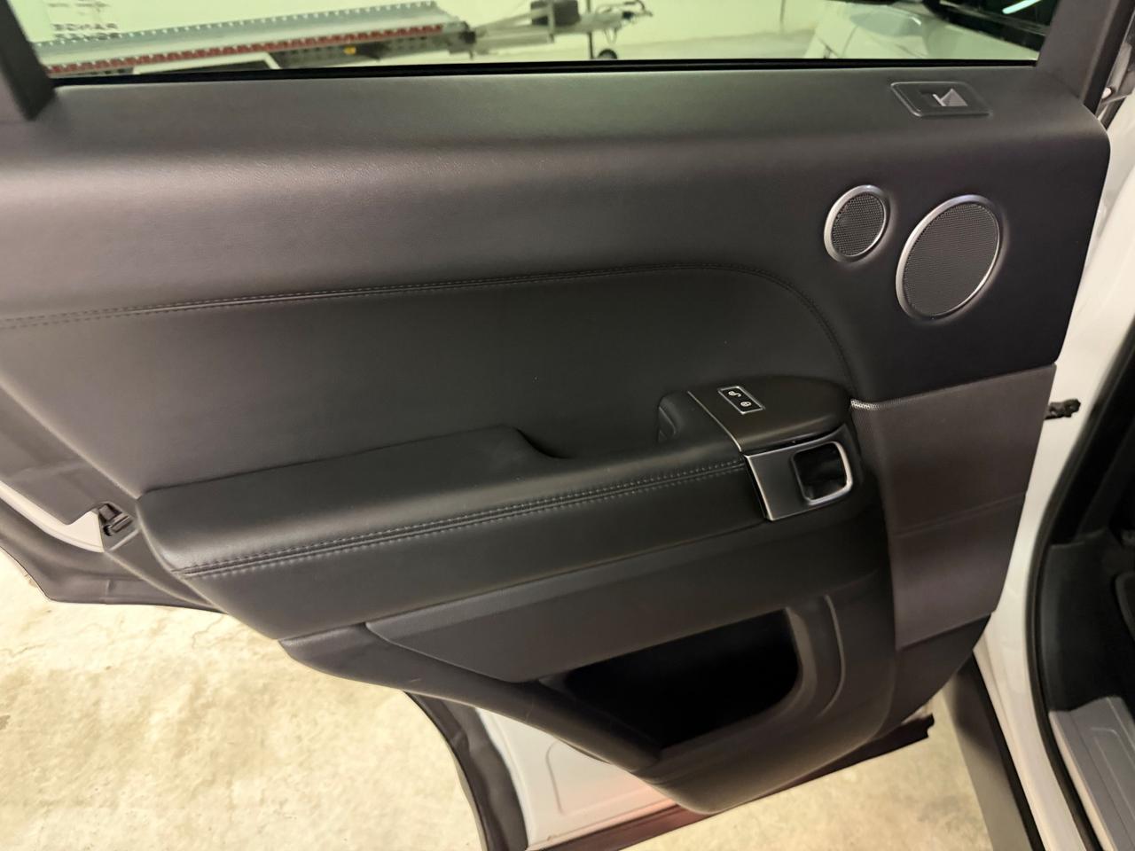 Land Rover Range Sport 3.0 TDV6 HSE Dynamic