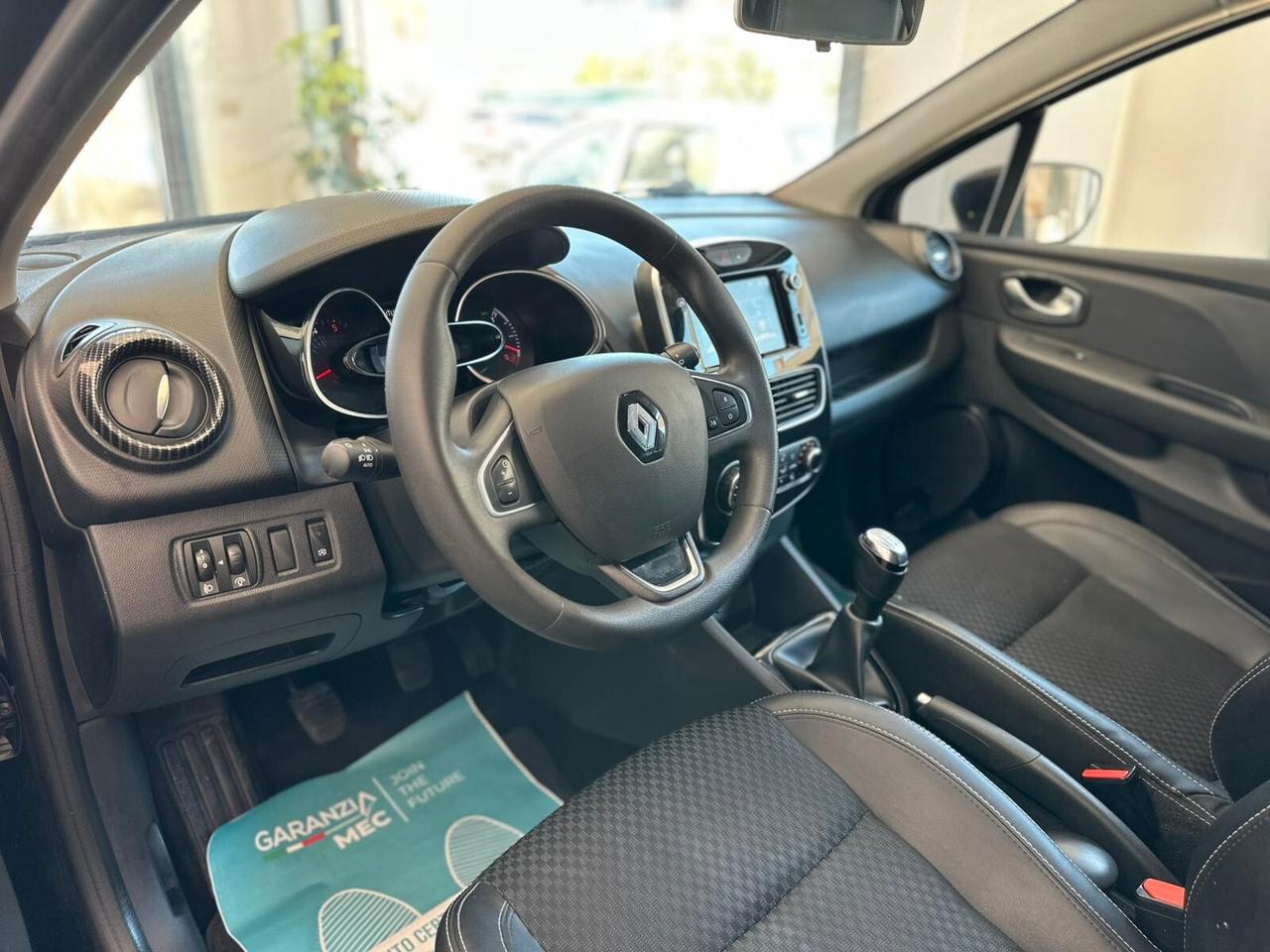 Renault Clio dCi 8V 90 CV 5 porte Moschino Intens Full 2019