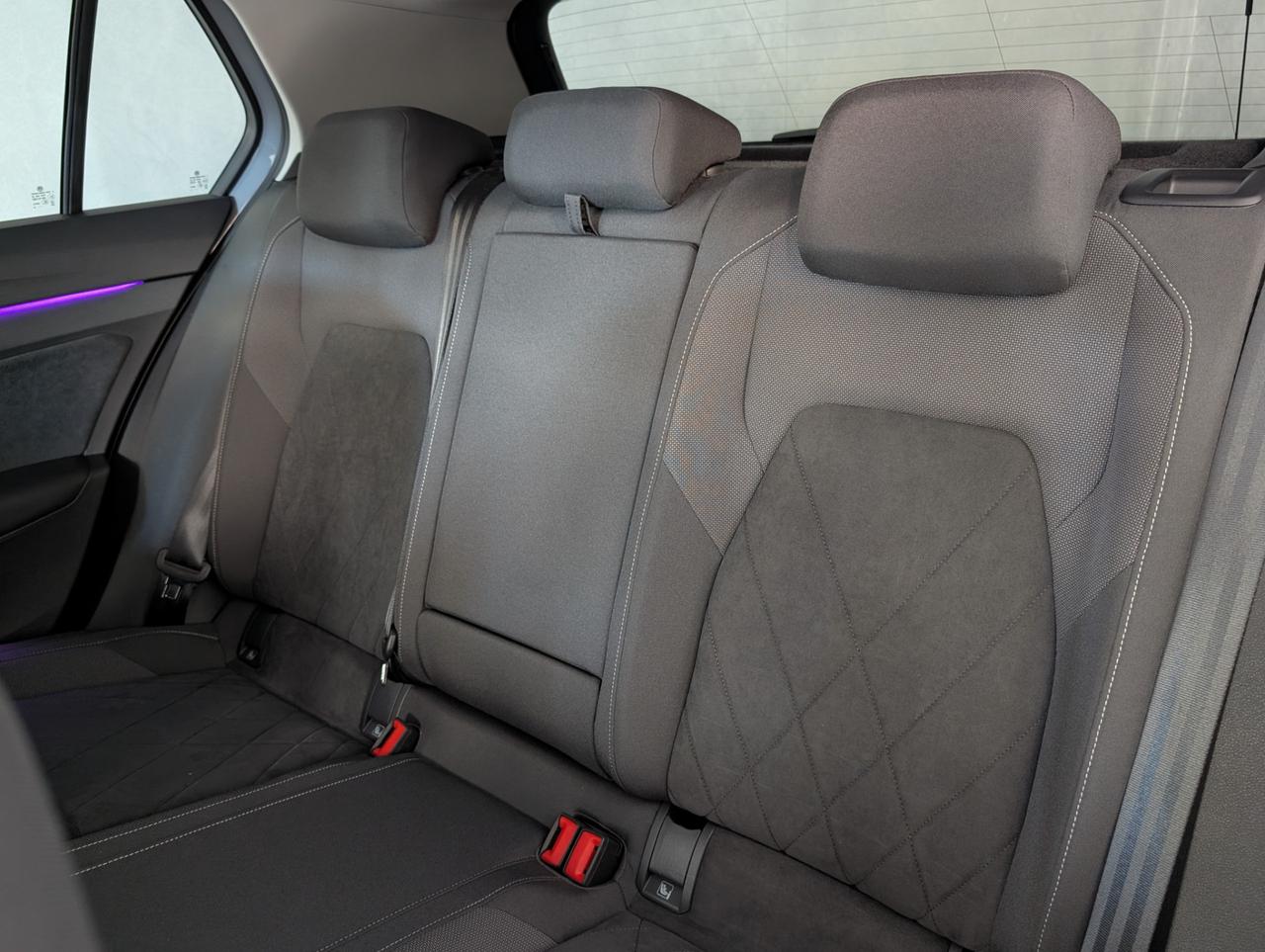 Volkswagen golf viii 1.5 TSI 130cv Style
