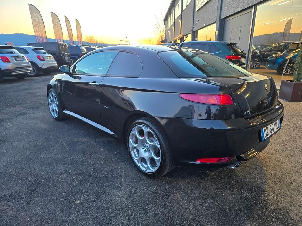Alfa Romeo GT 1.9 JTDM 150CV Black Line DA COLLEZI
