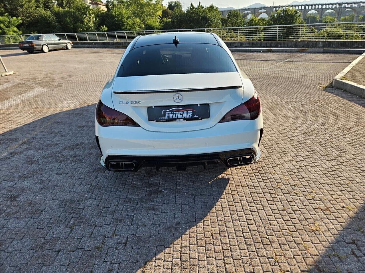 Mercedes Cla 250 AMG tetto apribile valutiamo usato /scambio