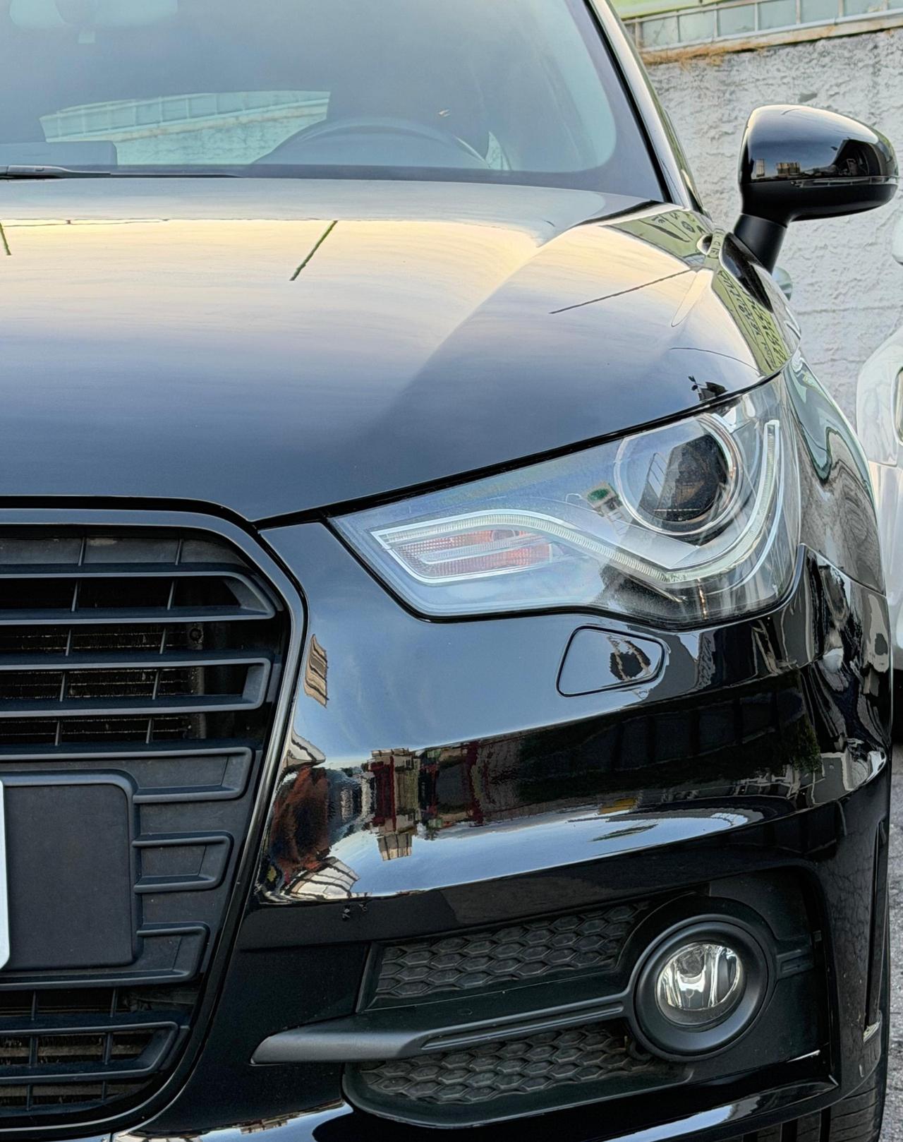 Audi A1 1.6 TDI 90CV S-LINE