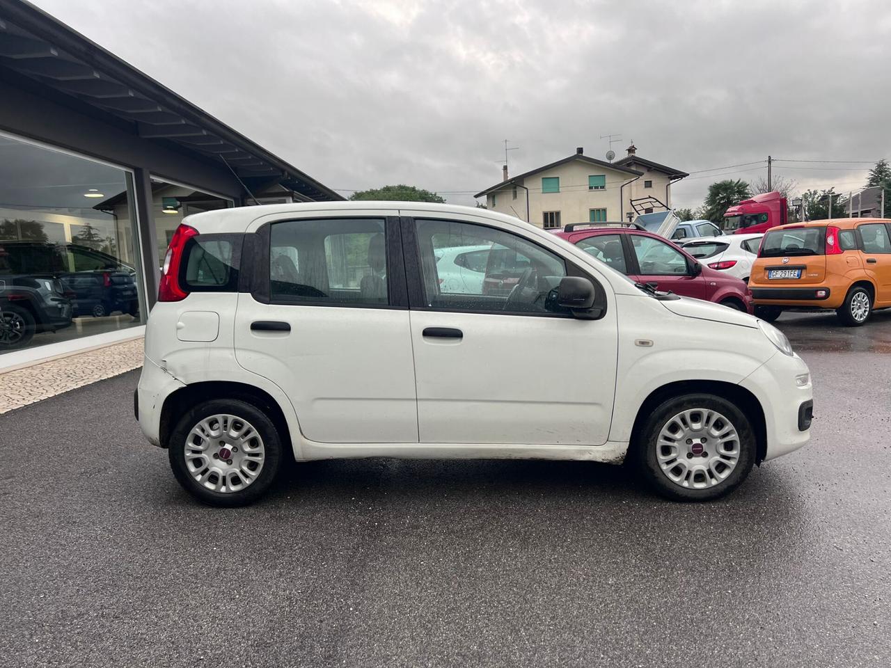 Fiat Panda 1.3 MJT 80 CV - AUTOCARRO