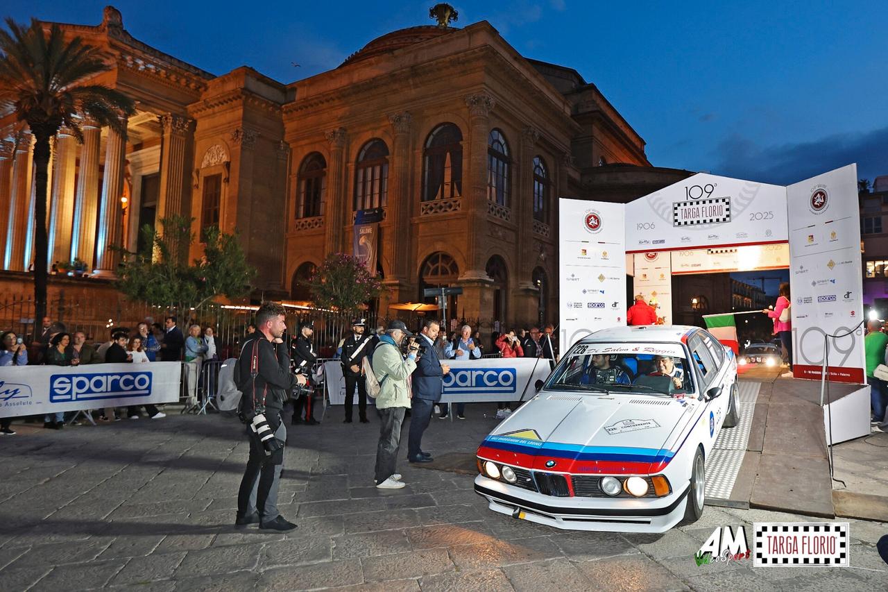 Bmw 635 CSi Htp anche permuta