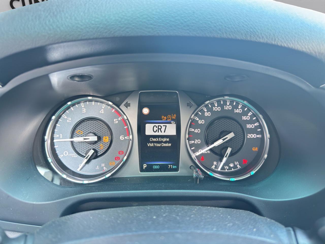Toyota Hilux MY25 2.4 d-4d double cab Executive