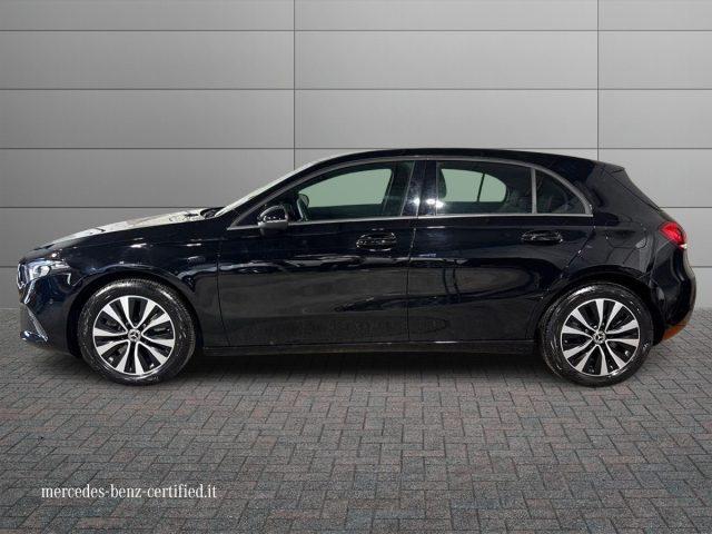 MERCEDES-BENZ A 250 e hybrid EQ Business Extra