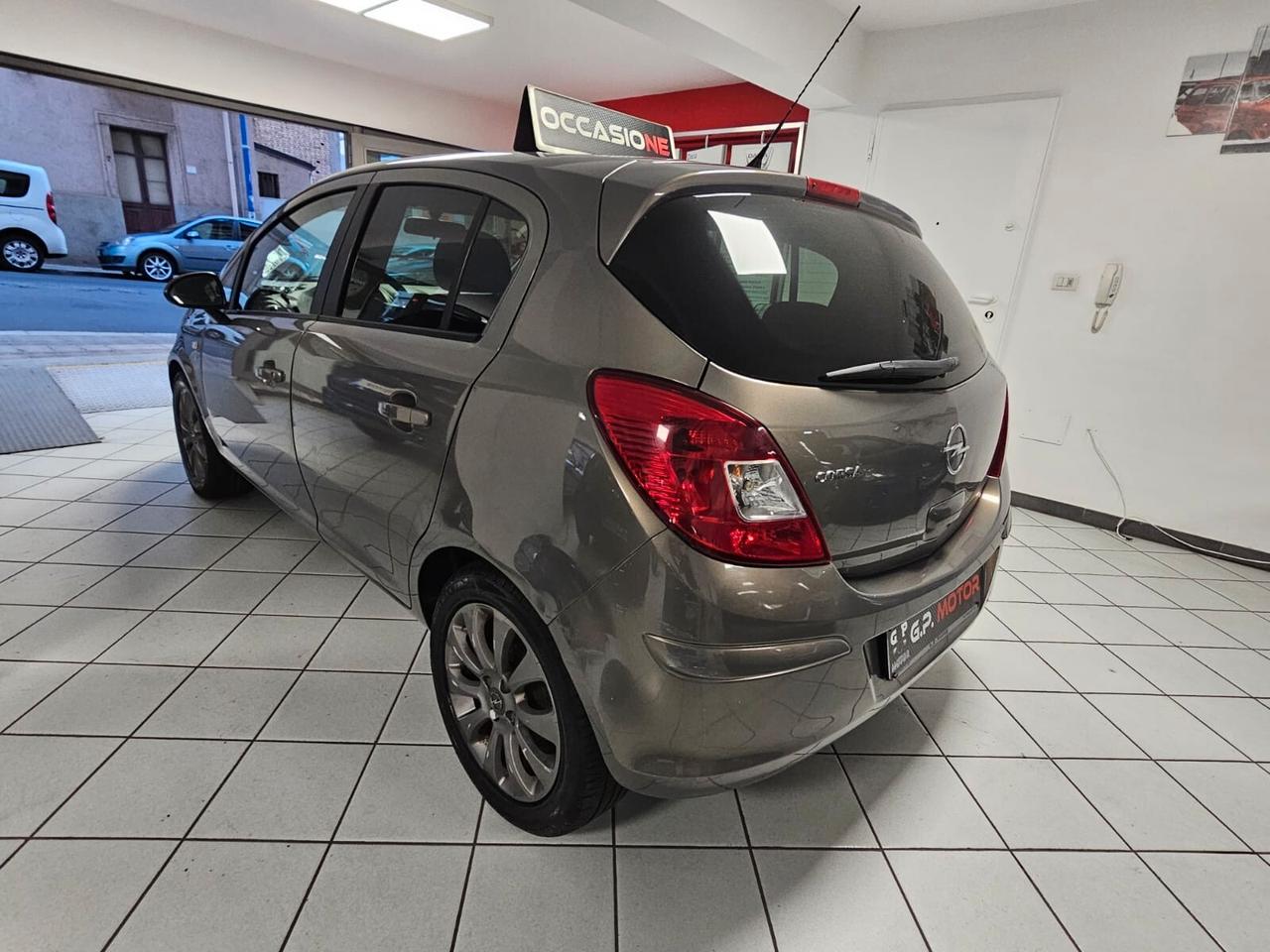 Opel Corsa 1.2 5 porte Elective