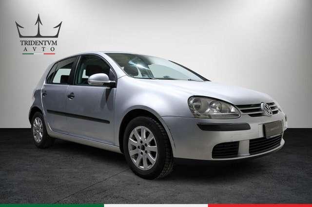 Volkswagen Golf 1.6 fsi Sportline 5p