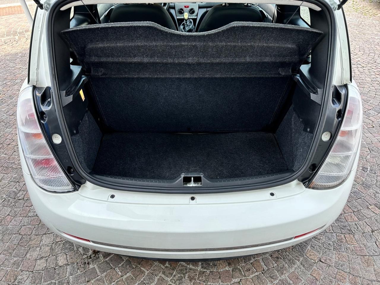 Lancia Ypsilon 1.2Bz 69CV Diva - Uniproprietario