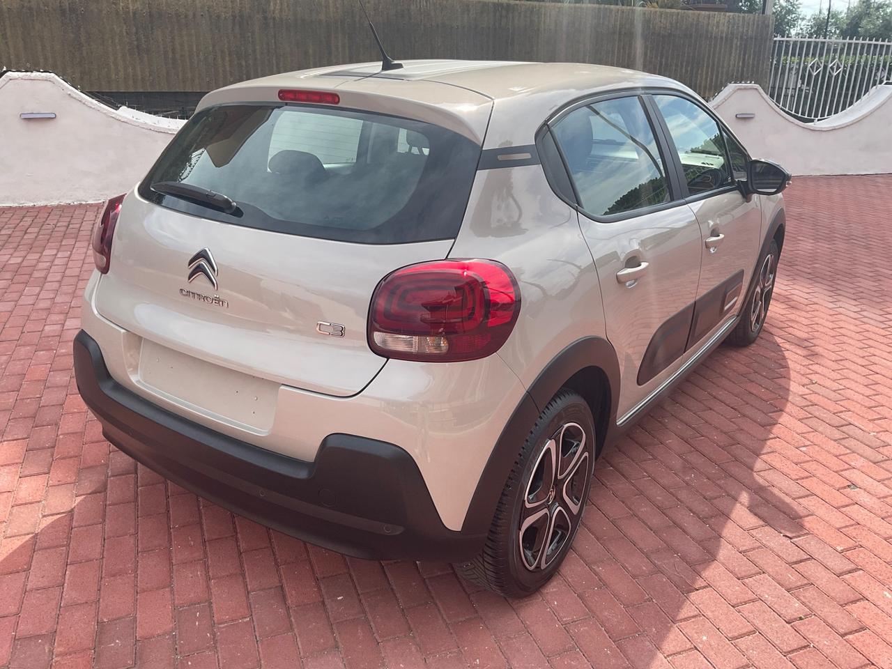 Citroen C3 PureTech 83 S&S C-Series