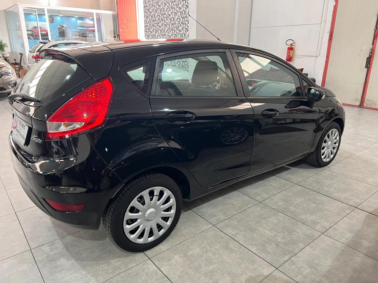 Ford Fiesta 1.4 97 CV - GPL Titanium - 2010