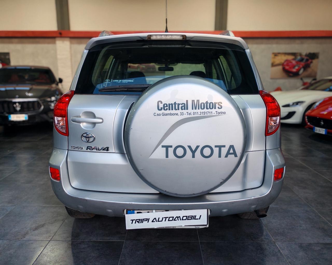 Toyota RAV 4 2.2 D-4D 136 CV Luxury