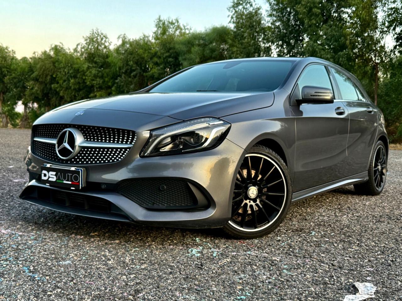 MERCEDES-BENZ A 180 D AUTOMATIC AMG PREMIUM UNI PRO