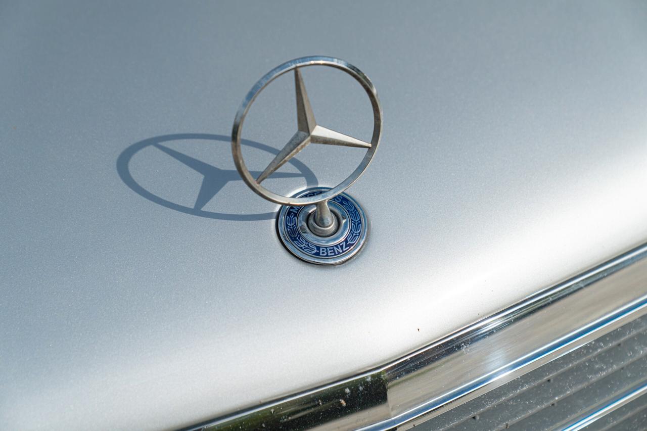 Mercedes-benz E 430 V8 - MER00314