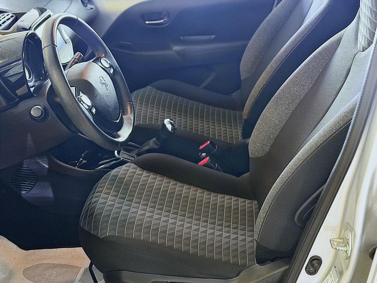 PEUGEOT 108 Allure 5p - 1.0 VTi 72cv EURO6