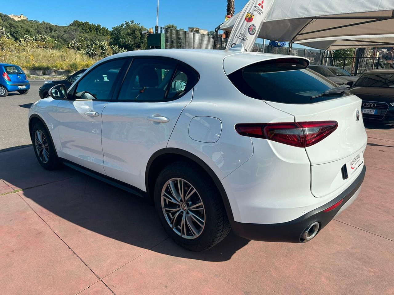 Alfa Romeo Stelvio 2.2 Turbodiesel 160 CV AT8 RWD Business