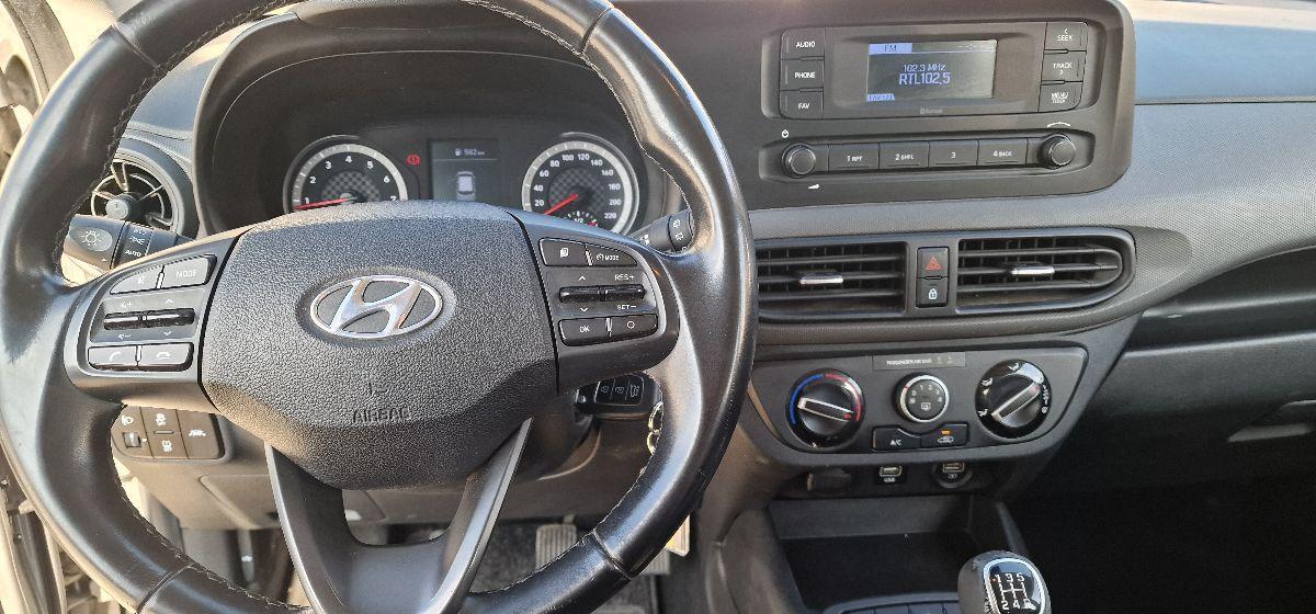 HYUNDAI i10 1.0 MPI Advanced