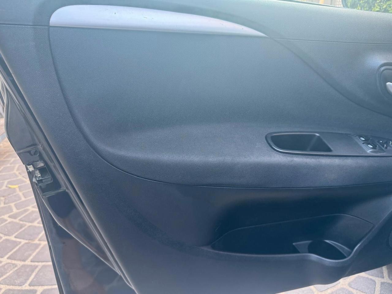 Fiat Punto 1.3 MJT II 75 CV 5 porte Lounge