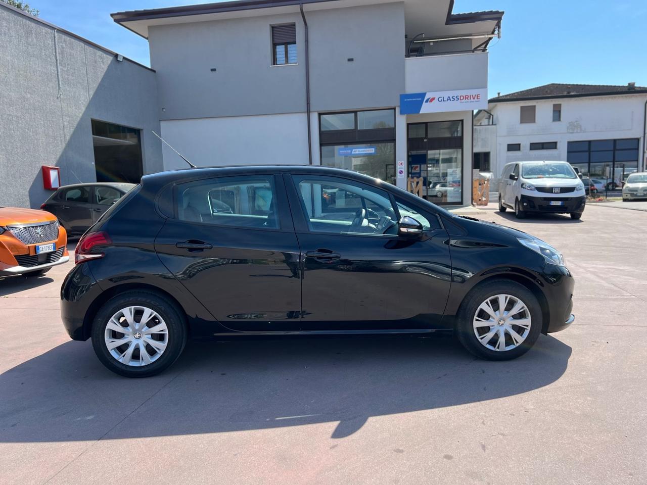 Peugeot 208 BlueHDi 75 S&S 5 porte Active