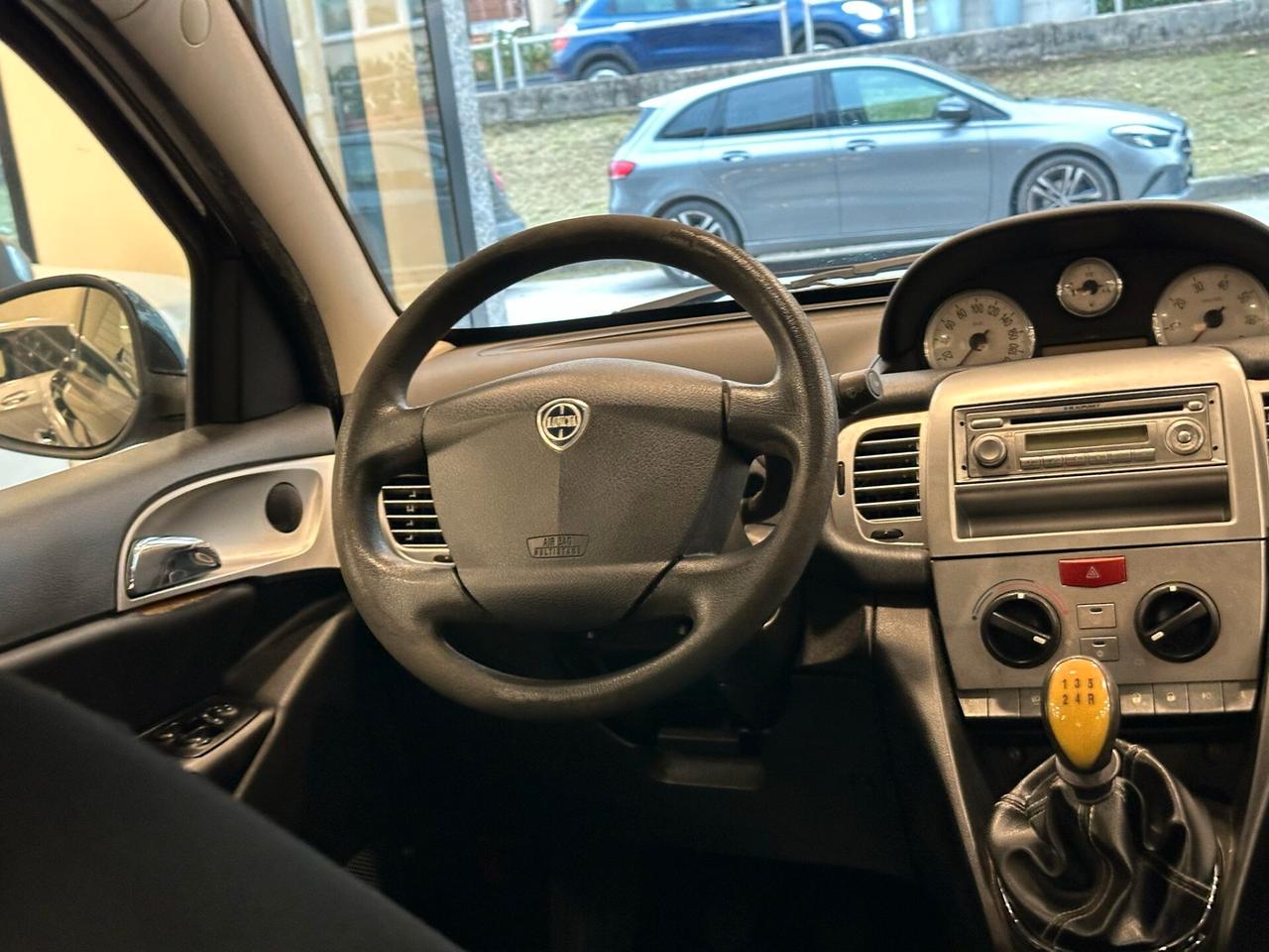 Lancia Ypsilon 1.2 69 CV Diva