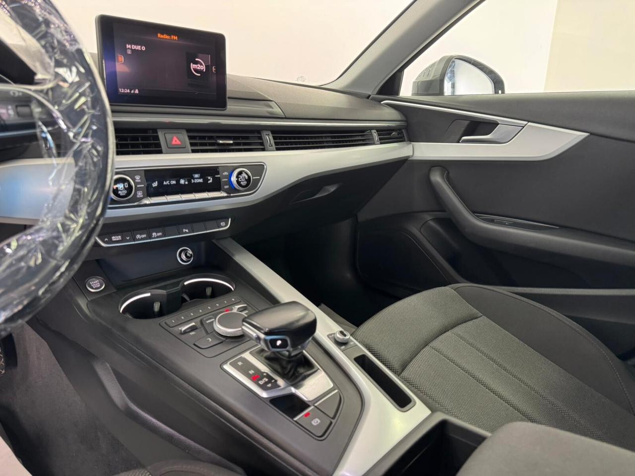 Audi A4 2.0 TDI 150 CV ultra S tronic