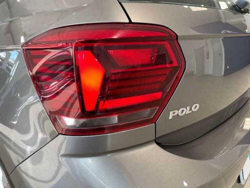 Volkswagen Polo VI 2017 5p 1.0 mpi Comfortline 75cv